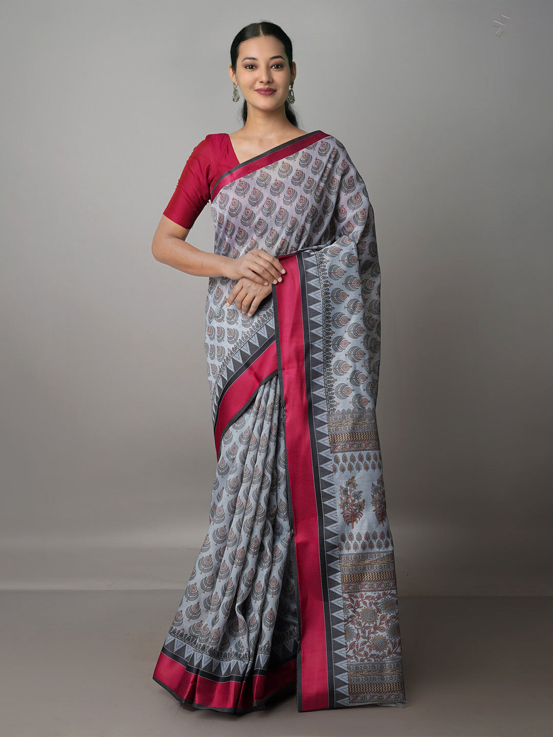 

Unnati Silks Floral Chanderi Saree, Grey