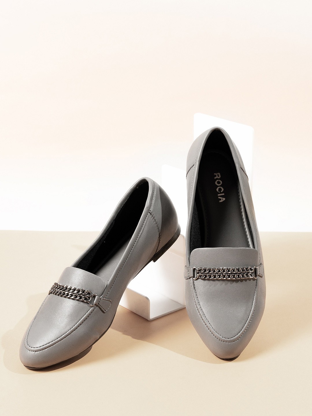 

Rocia Women Solid Loafers, Grey