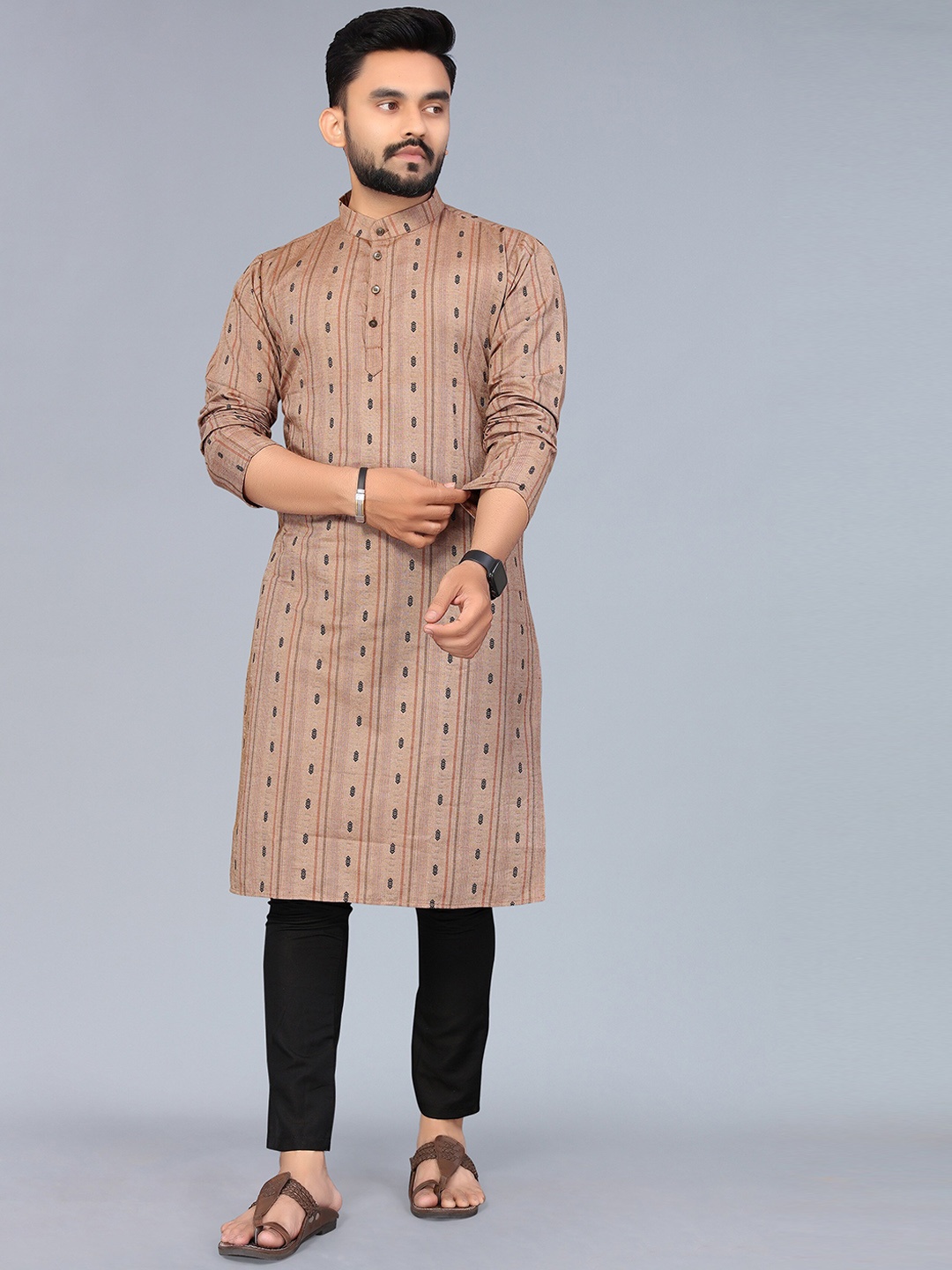 

Nimayaa Men Striped Kurta, Brown