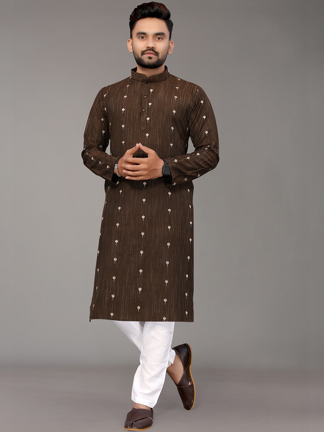 

Nimayaa Men Kurta, Brown