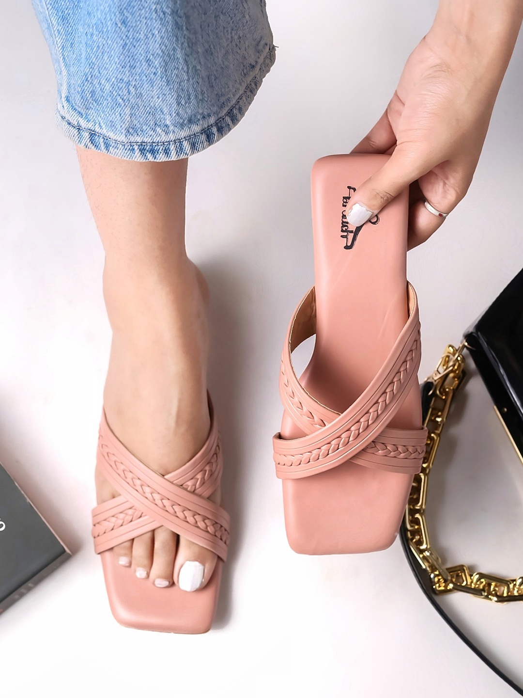 

Brauch Women Solid Open Toe Flats, Pink