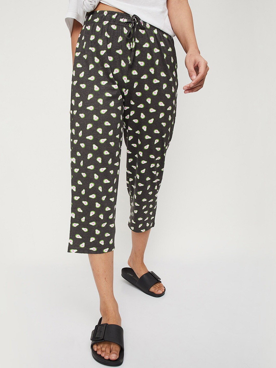

max Women Pure Cotton Printed Lounge Capris, Charcoal