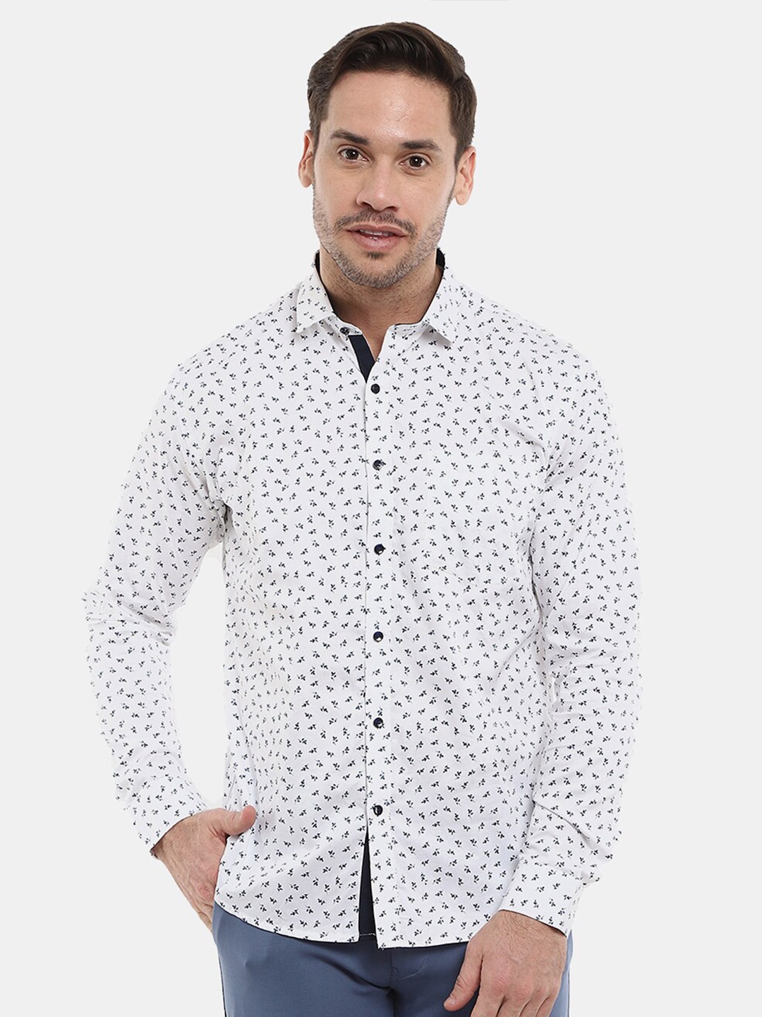 

V-Mart Men Slim Fit Floral Printed Party Shirt, White