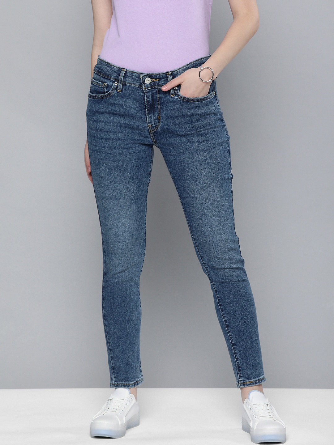 

Levis Women Skinny Fit Light Fade Stretchable Jeans, Blue