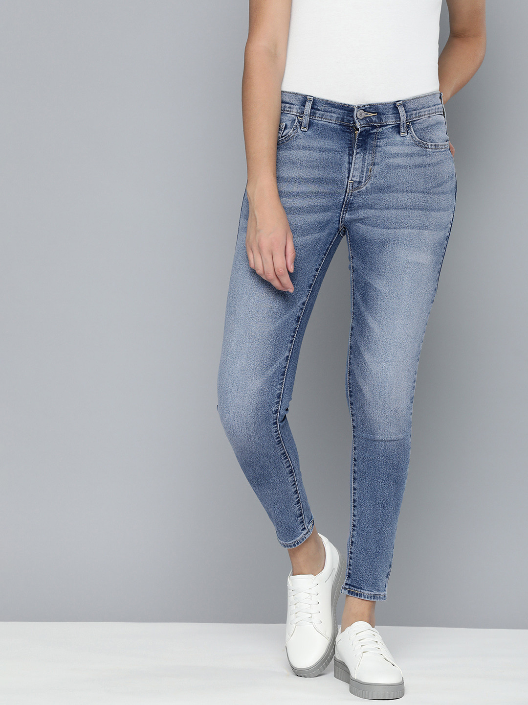 

Levis Women Super Skinny Fit Heavy Fade Stretchable Jeans, Blue