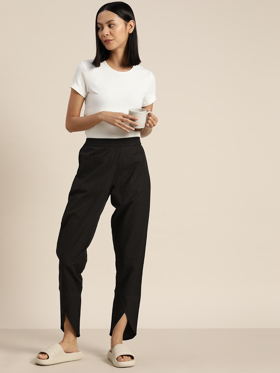 

MBeautiful Women Black Organic Cotton Lounge Pants