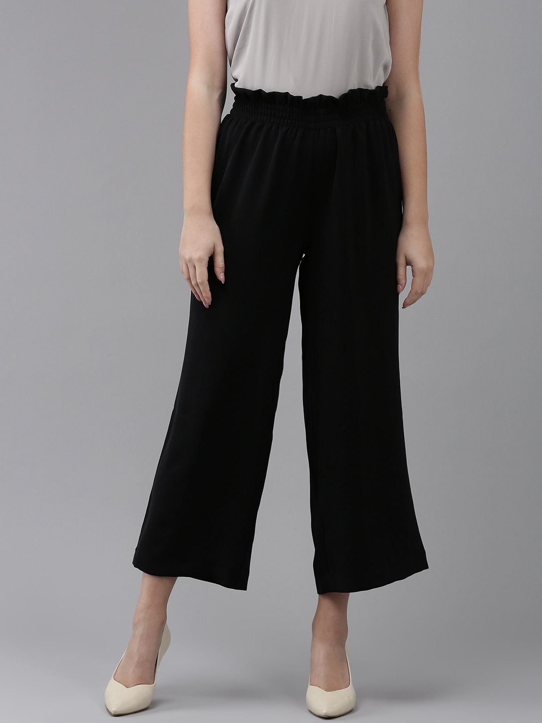 

Van Heusen Woman Cropped Trousers, Black