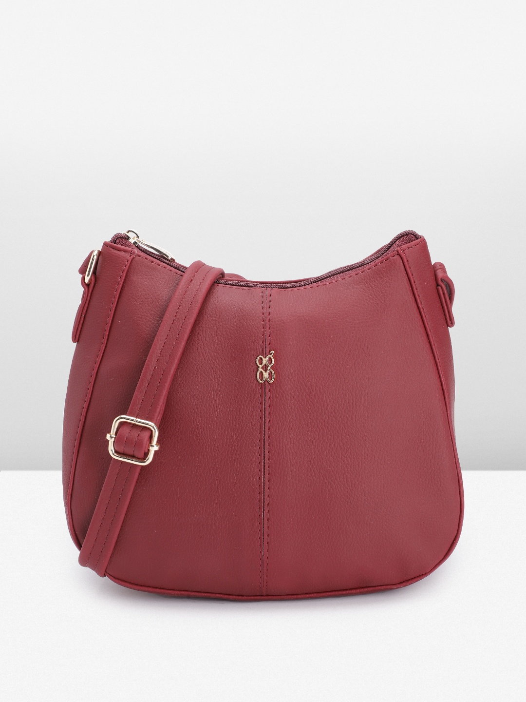 

Baggit Structured Sling Bag, Maroon