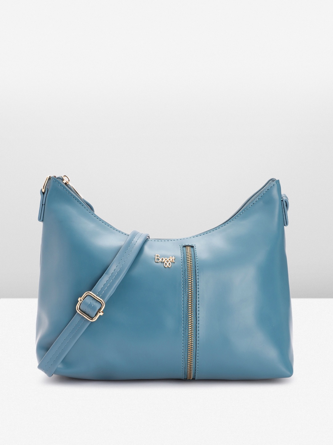 

Baggit Women Solid Sling Bag, Teal