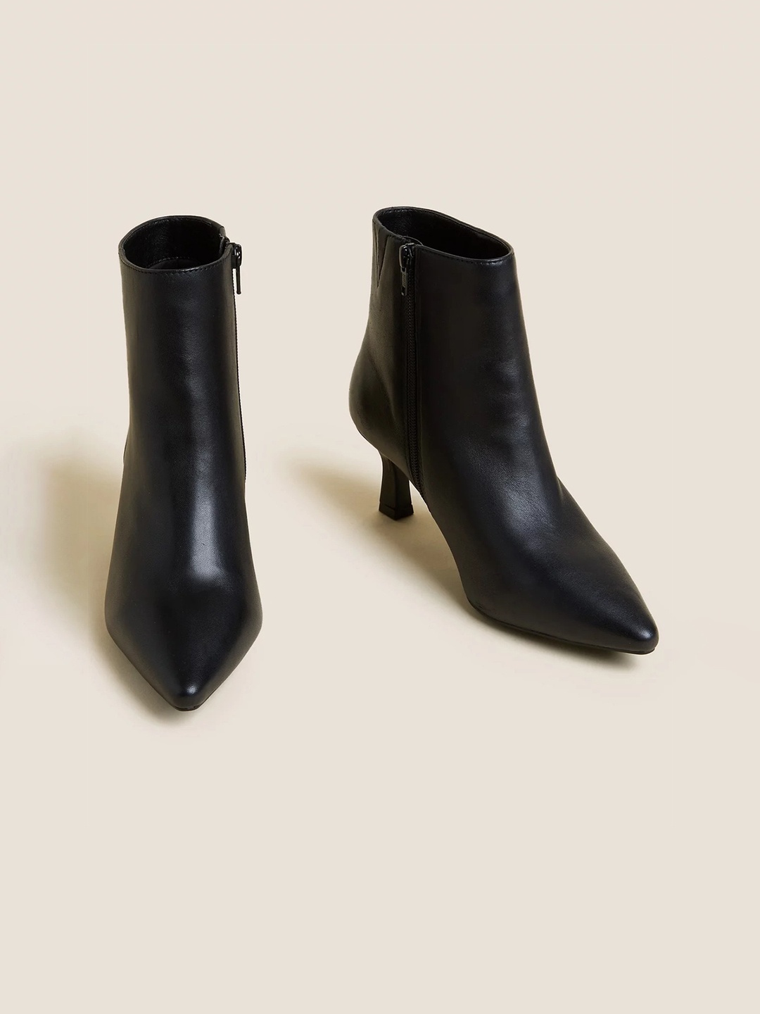 

Marks & Spencer Women Heeled Chelsea Boots, Black