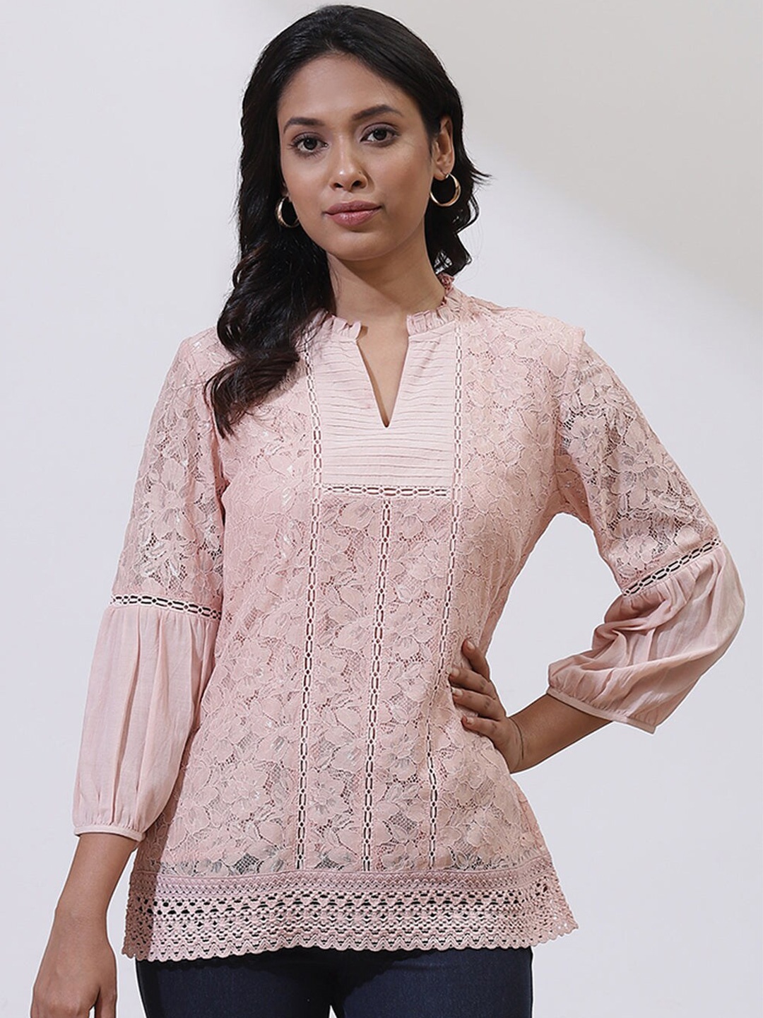 

Lakshita Mandarin Collar Lace Cotton Top, Peach
