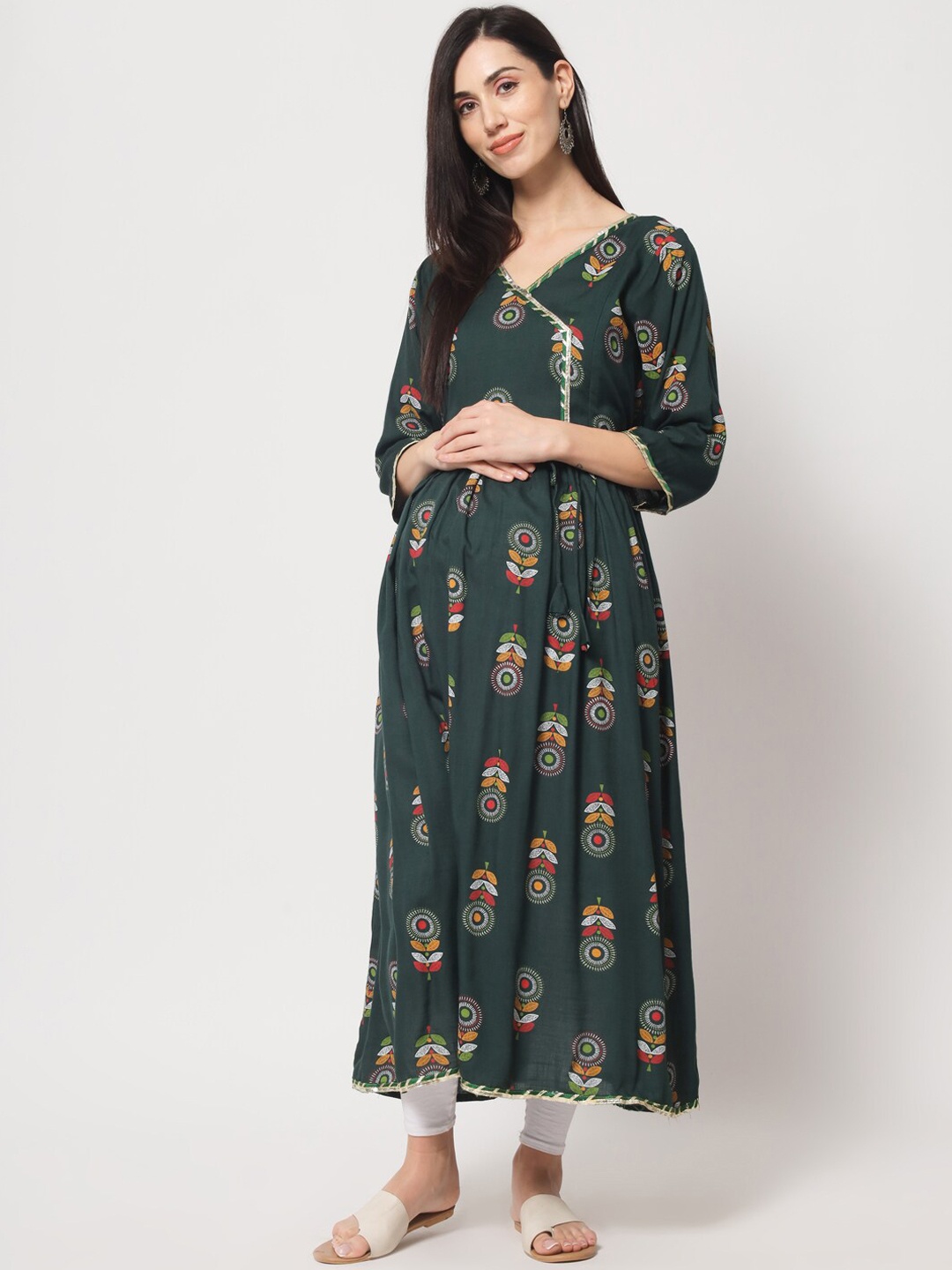 

Aujjessa Women Ethnic Motifs Printed Maternity Feeding Anarkali Kurta, Green