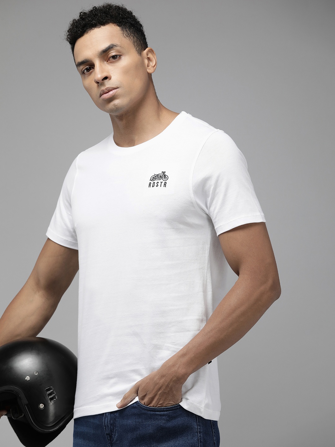 

The Roadster Lifestyle Co. Men Pure Cotton T-shirt, White