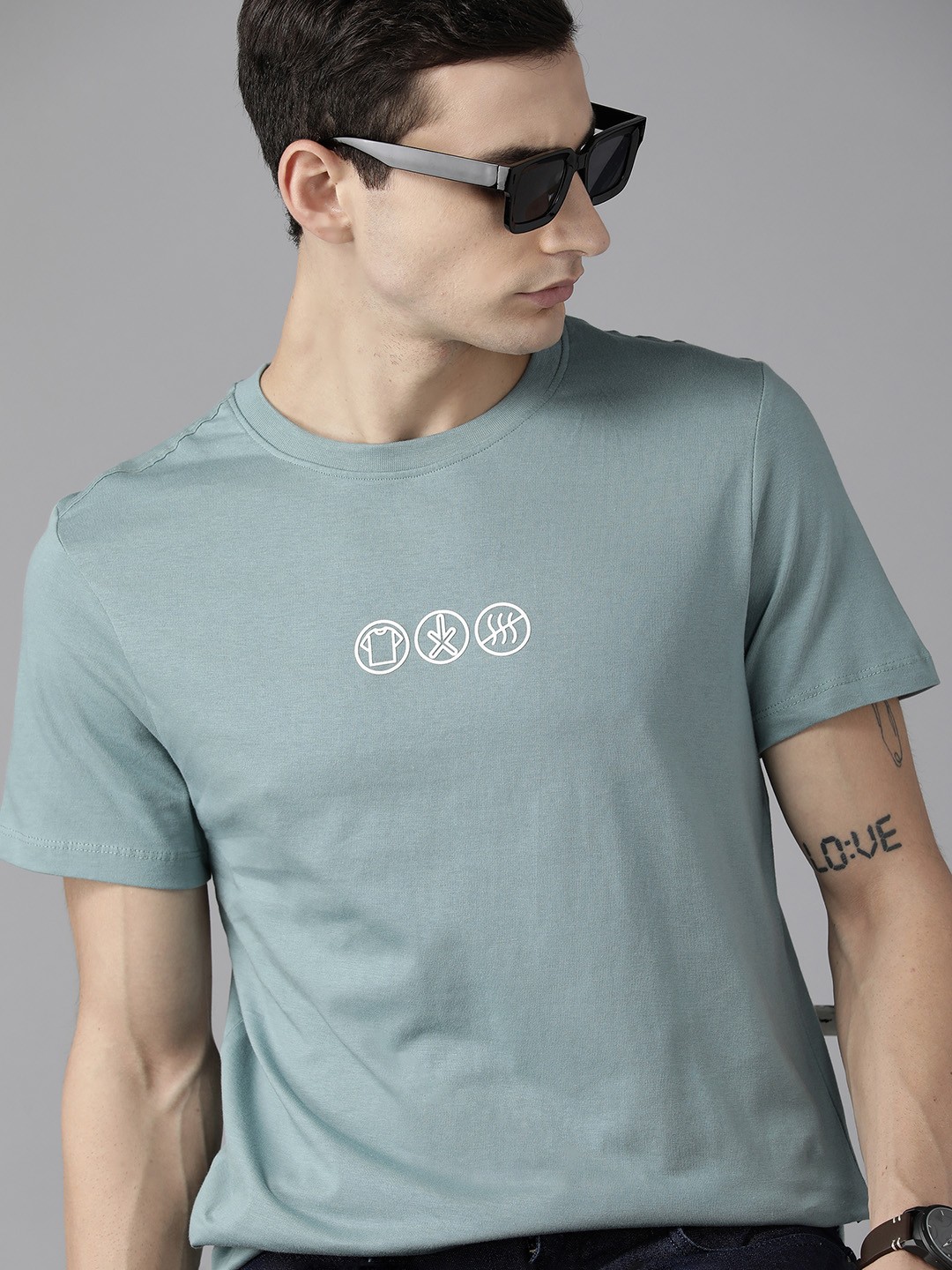 

The Roadster Lifestyle Co. Pure Cotton Round Neck T-shirt, Green