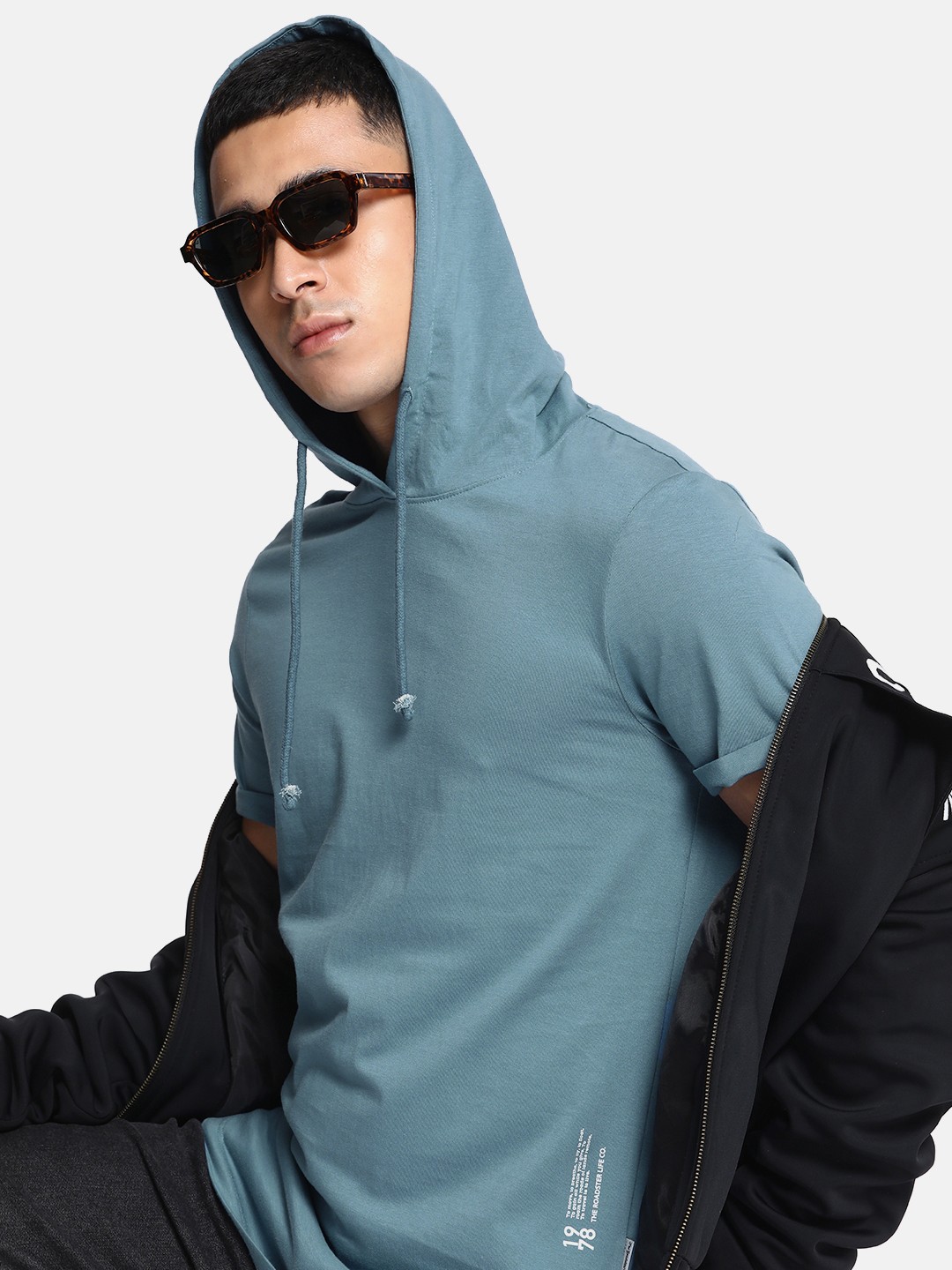 

The Roadster Life Co. Pure Cotton Regular Fit Hooded T-shirt, Blue