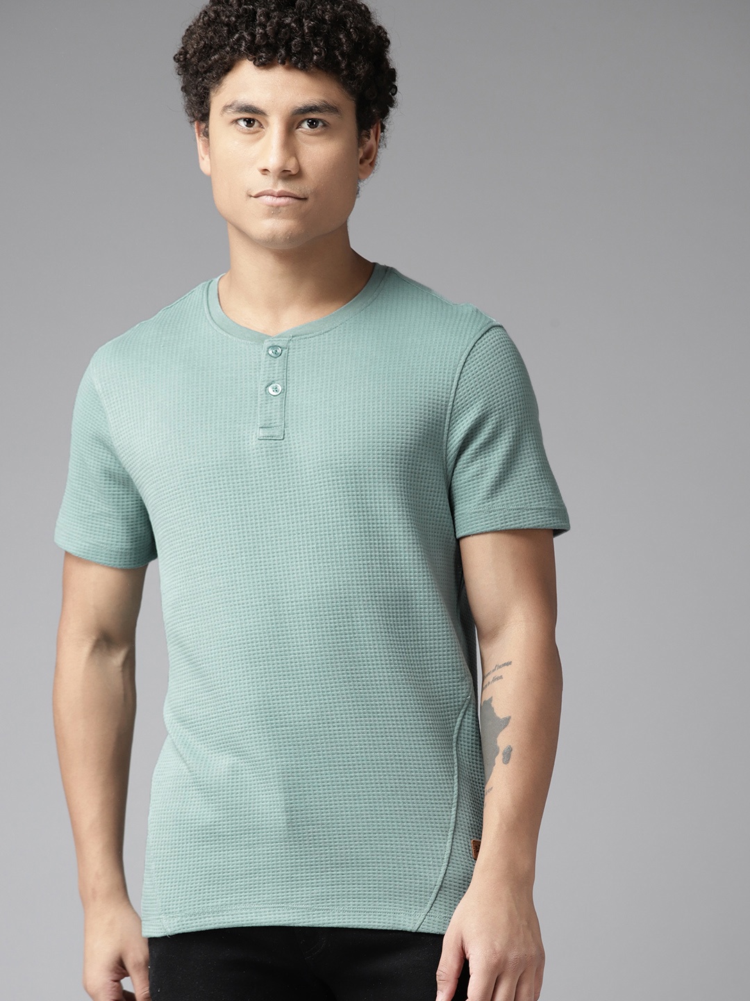 

The Roadster Lifestyle Co. Men Henley Neck Waffle Knit T-shirt, Sea green