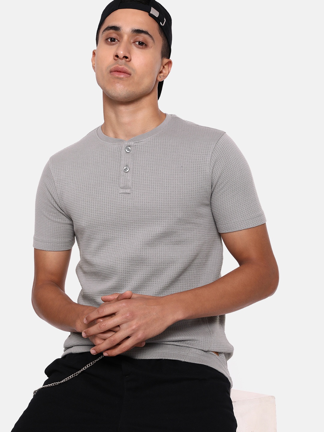 

The Roadster Lifestyle Co. Henley Neck Textured T-shirt, Grey