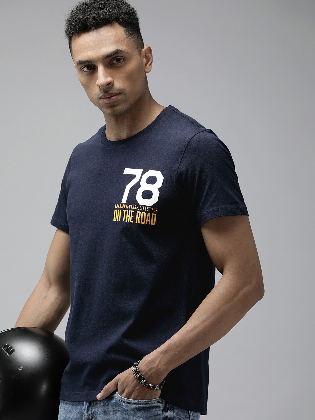 

The Roadster Lifestyle Co. Men Varsity Printed Pure Cotton T-shirt, Navy blue