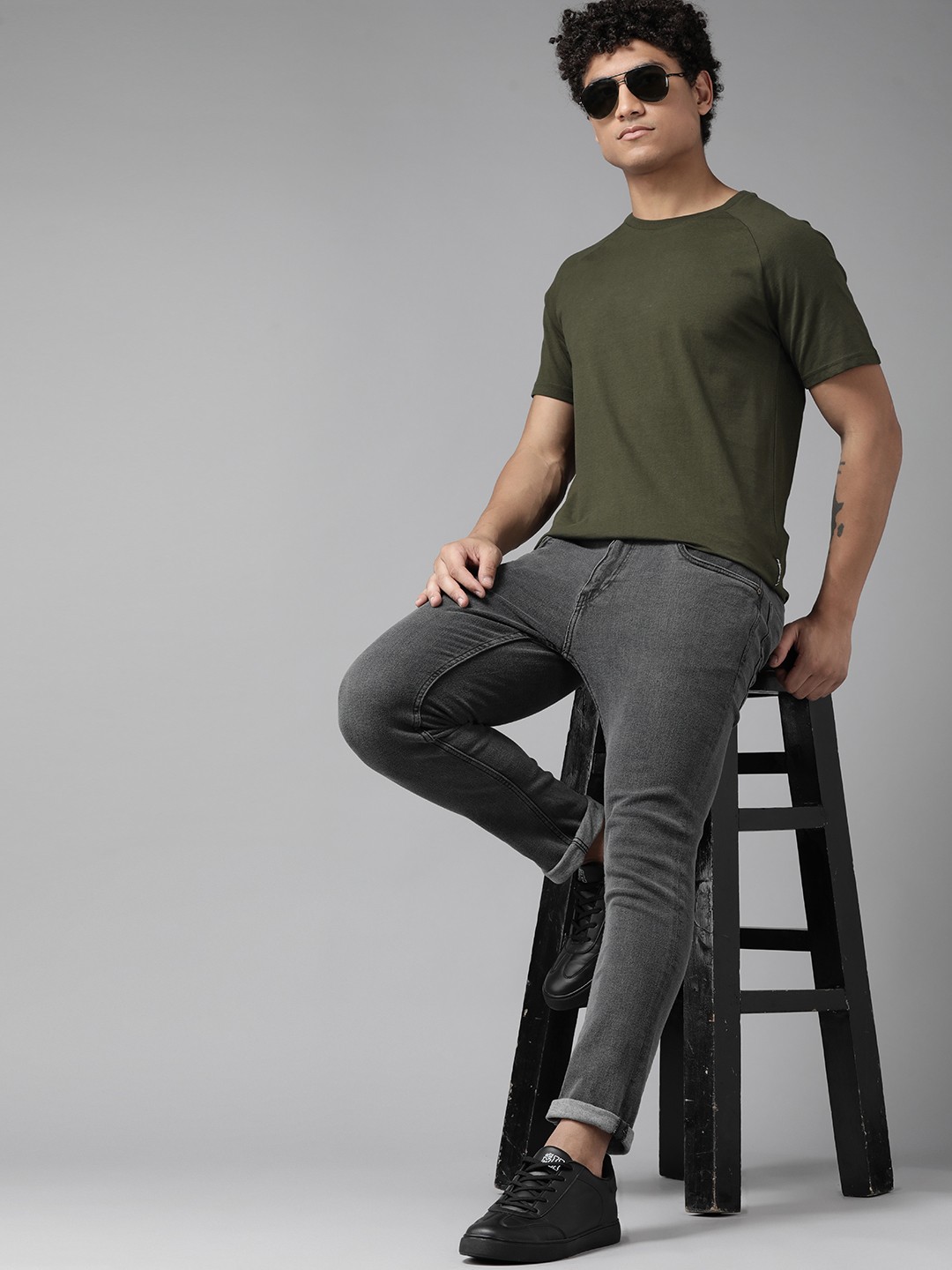 

The Roadster Lifestyle Co. Pure Cotton Raglan Sleeve T-shirt, Olive