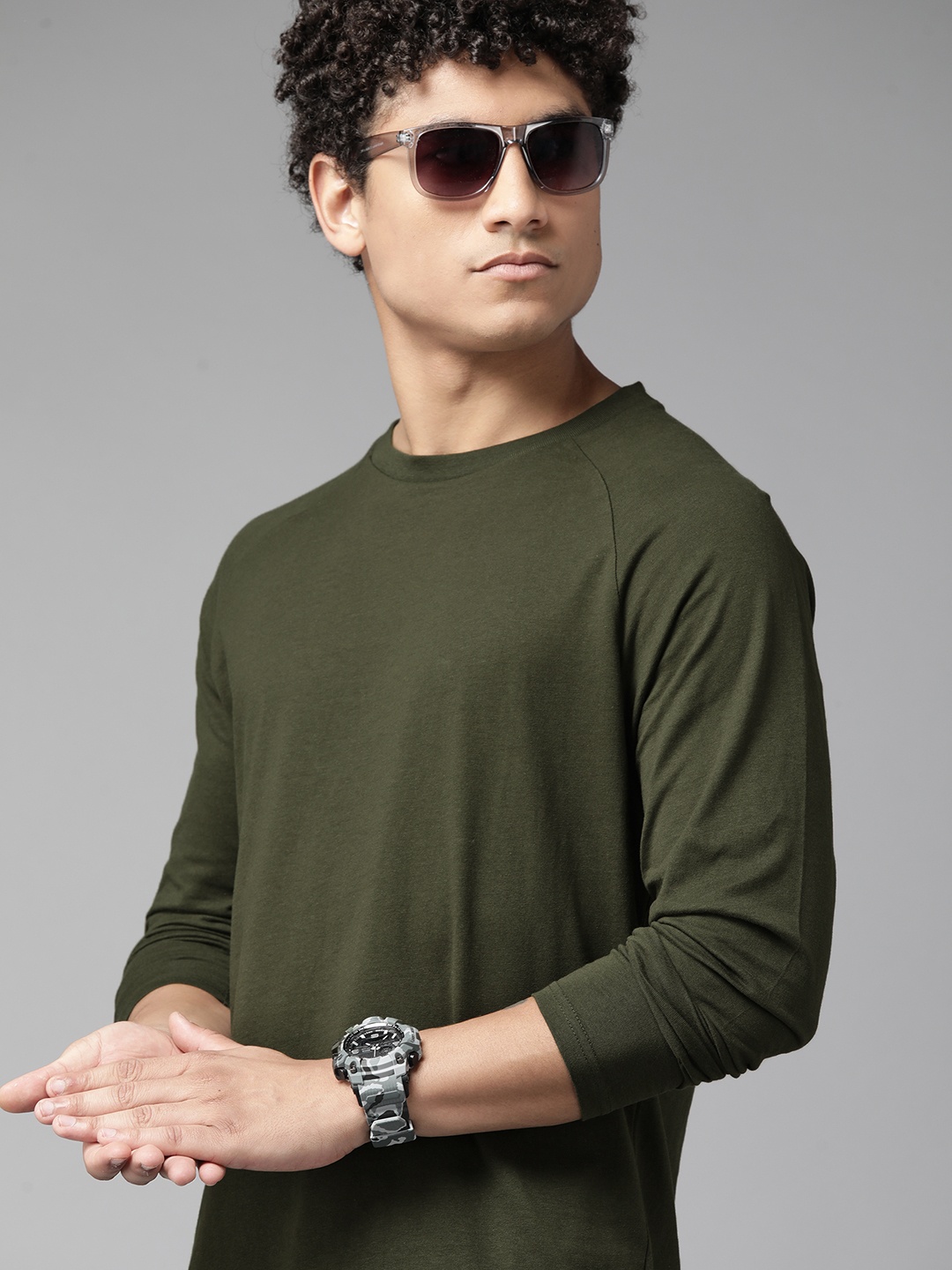 

Roadster The Lifestyle Co. Raglan Sleeves Pure Cotton T-shirt, Olive