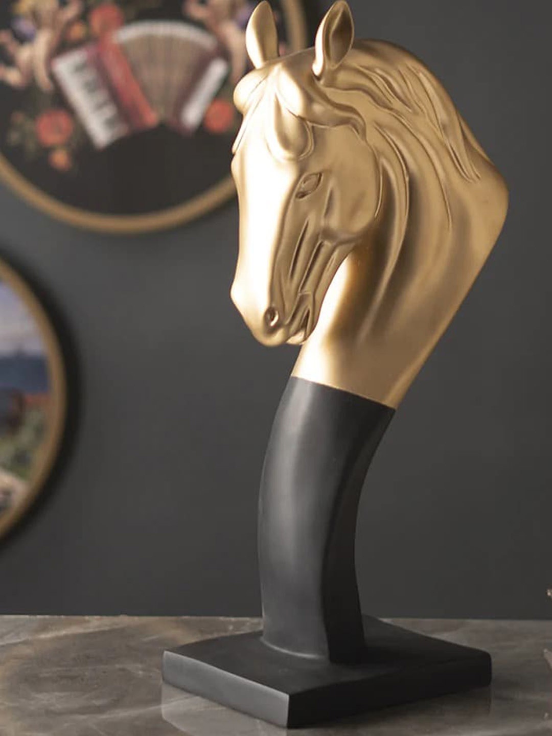 

THE ARTMENT Black &Gold-Toned Resin Statement Stallion Showpieces