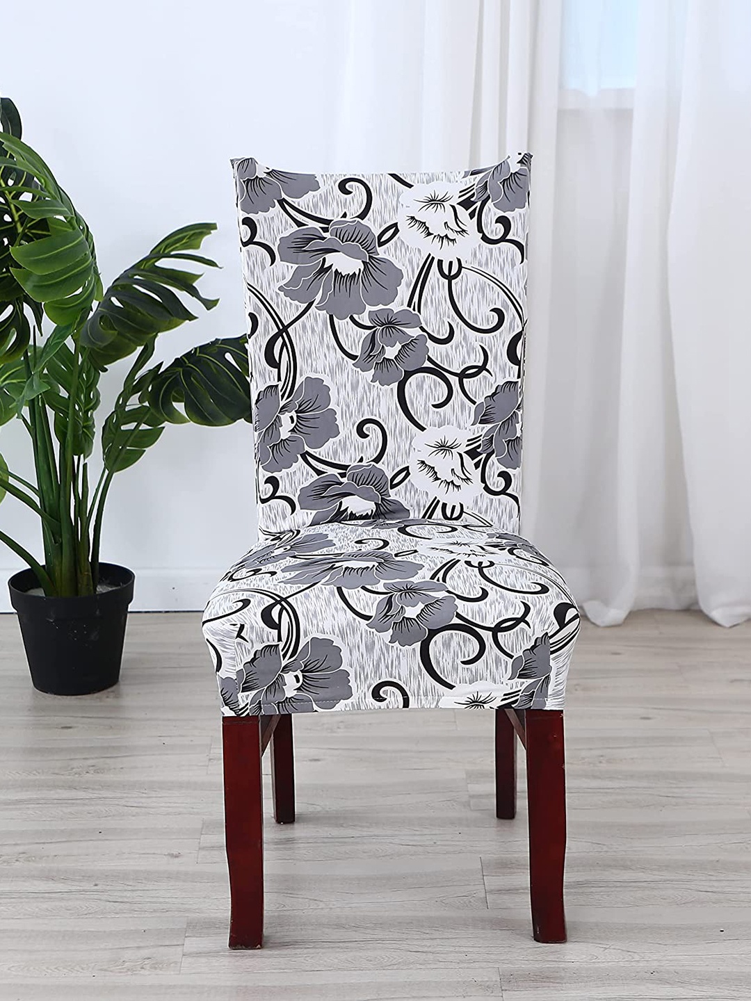 

HOUSE OF QUIRK Grey Printed Removable Chair Cover