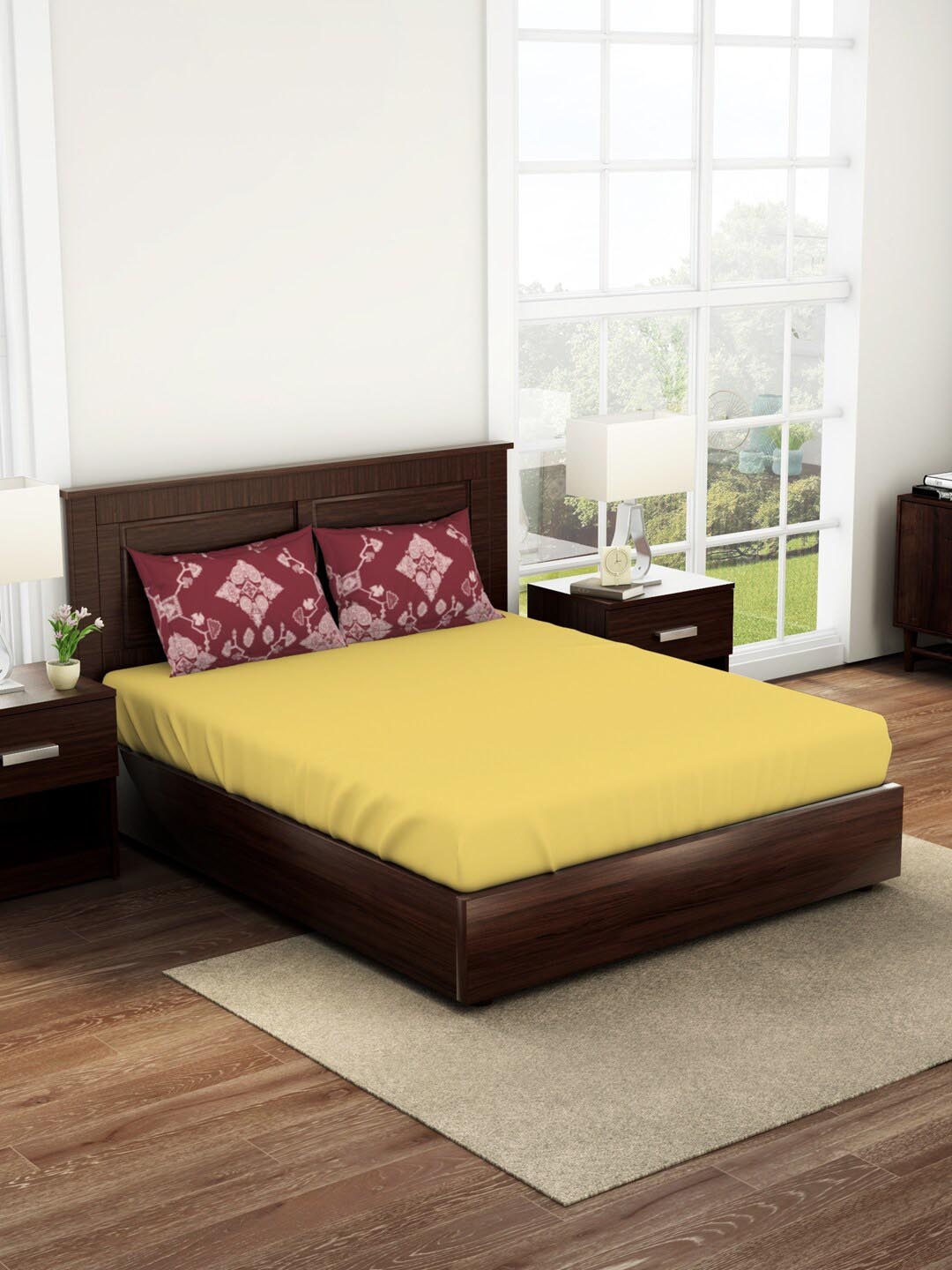

SPACES Geostance Yellow & Maroon 144 TC Queen Pure Cotton Bedsheet with 2 Pillow Covers