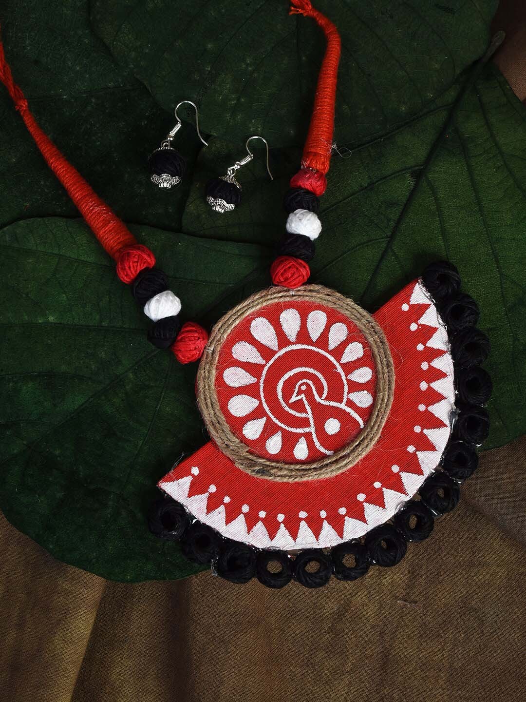 

HOUSE OF ARLI Handprinted Jewellery Set, Red