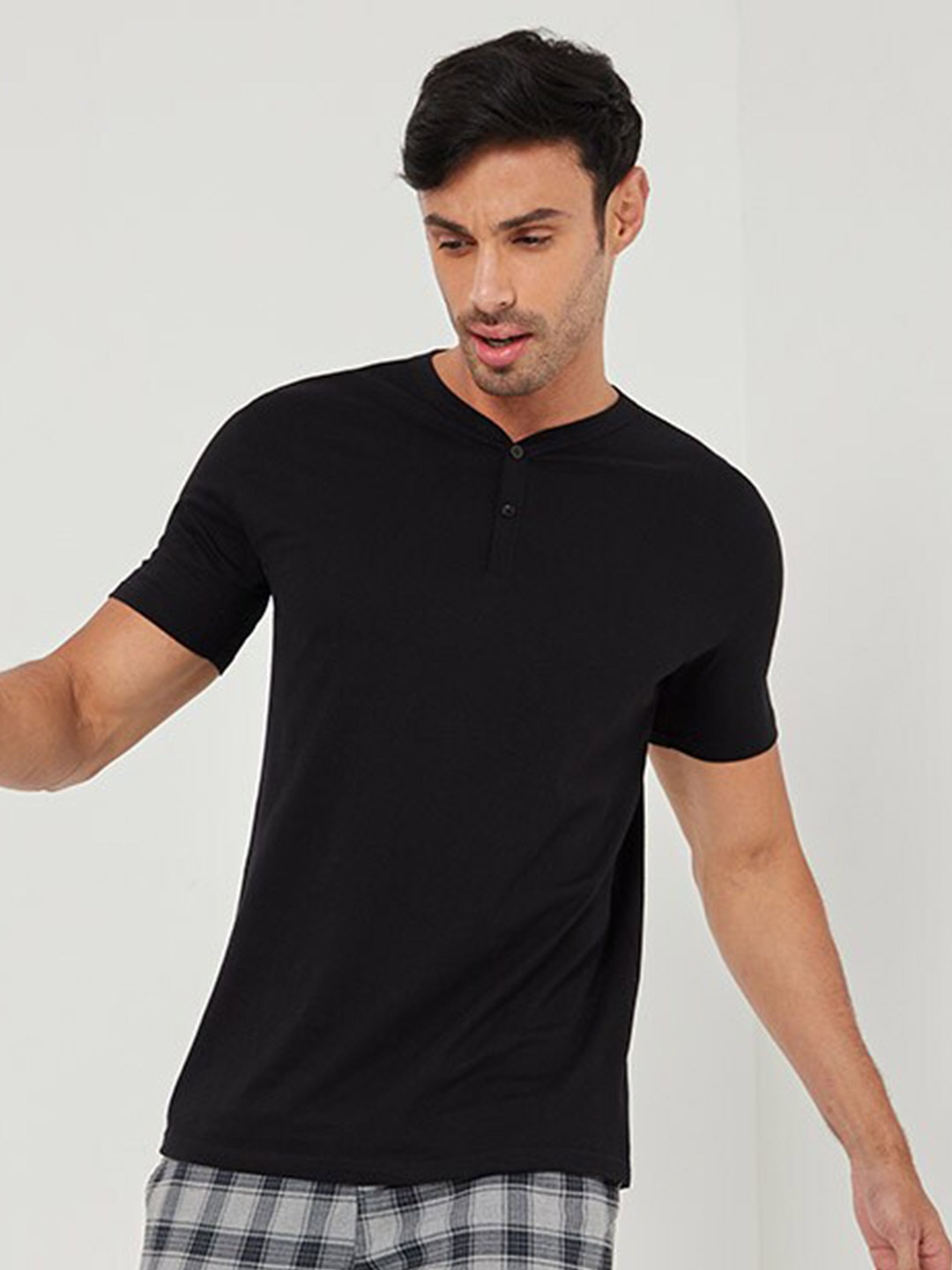 

Styli Binding Henley Neck Regular Fit T-shirt, Black