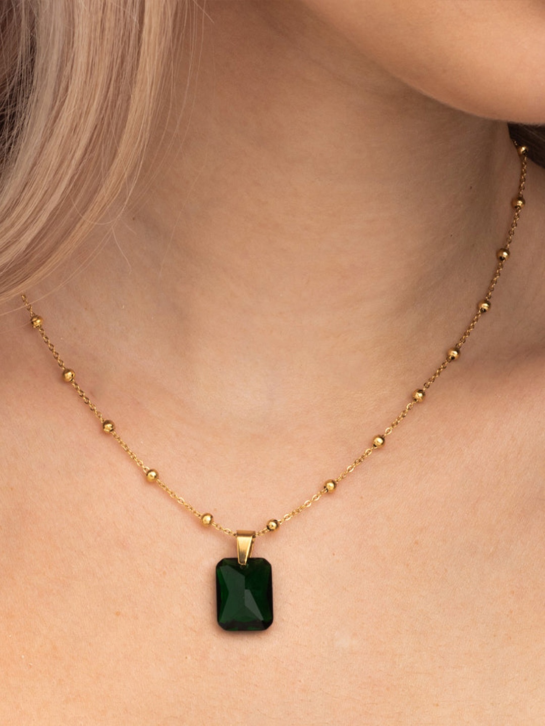 

PALMONAS 18k Gold Plated Dazzling Emerald Necklace