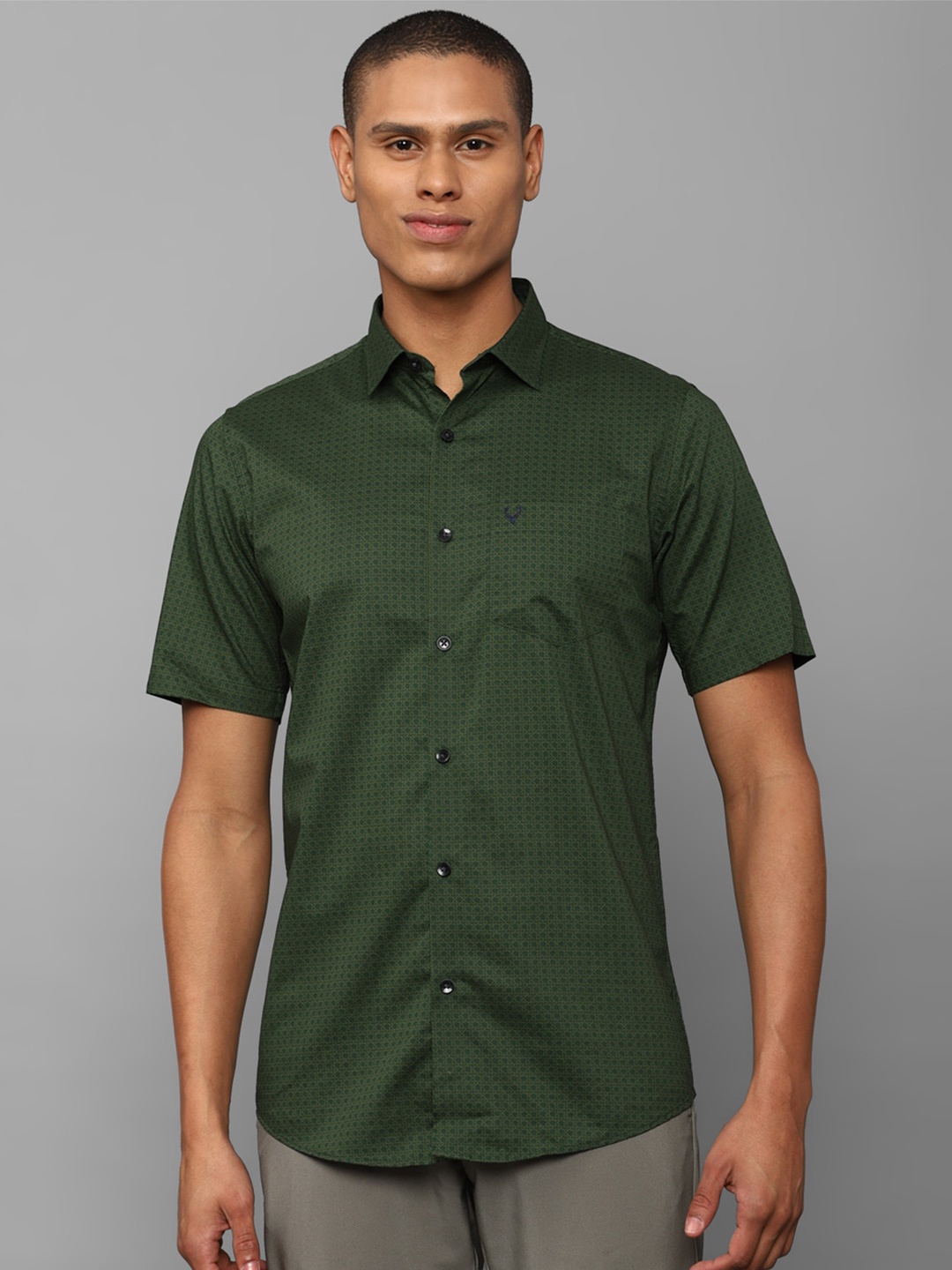 

Allen Solly Men Slim Fit Printed Pure Cotton Casual Shirt, Green