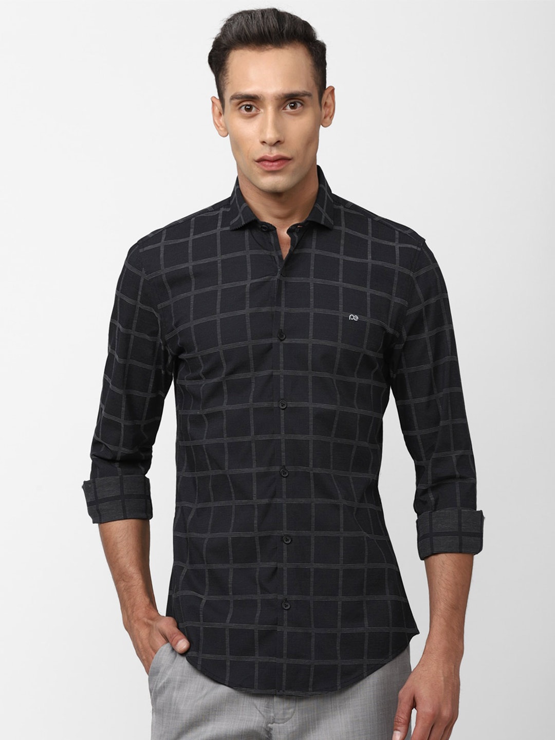

Peter England Men Slim Fit Windowpane Checked Semi Formal Shirt, Black