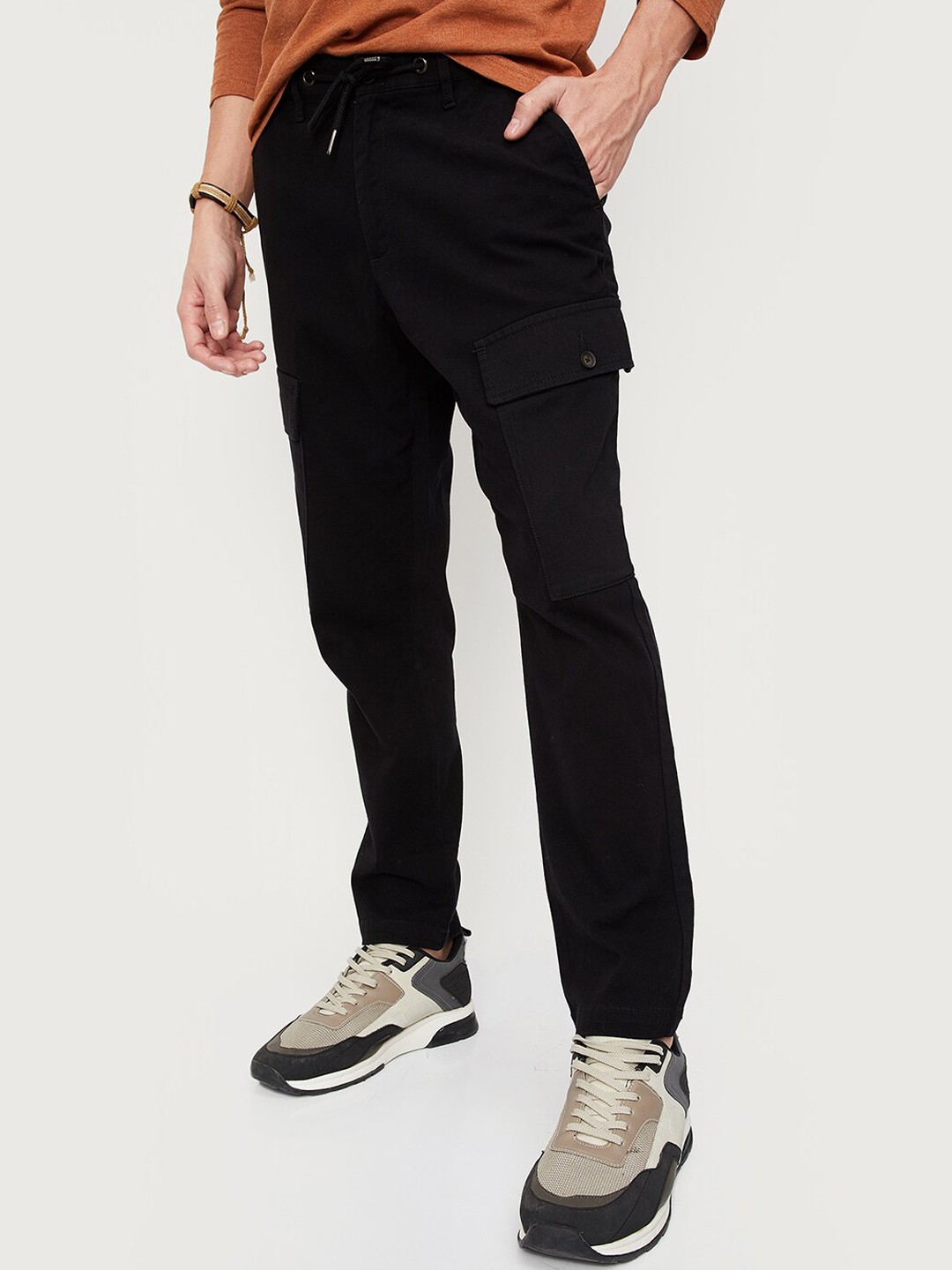

max Men Joggers Trousers, Black