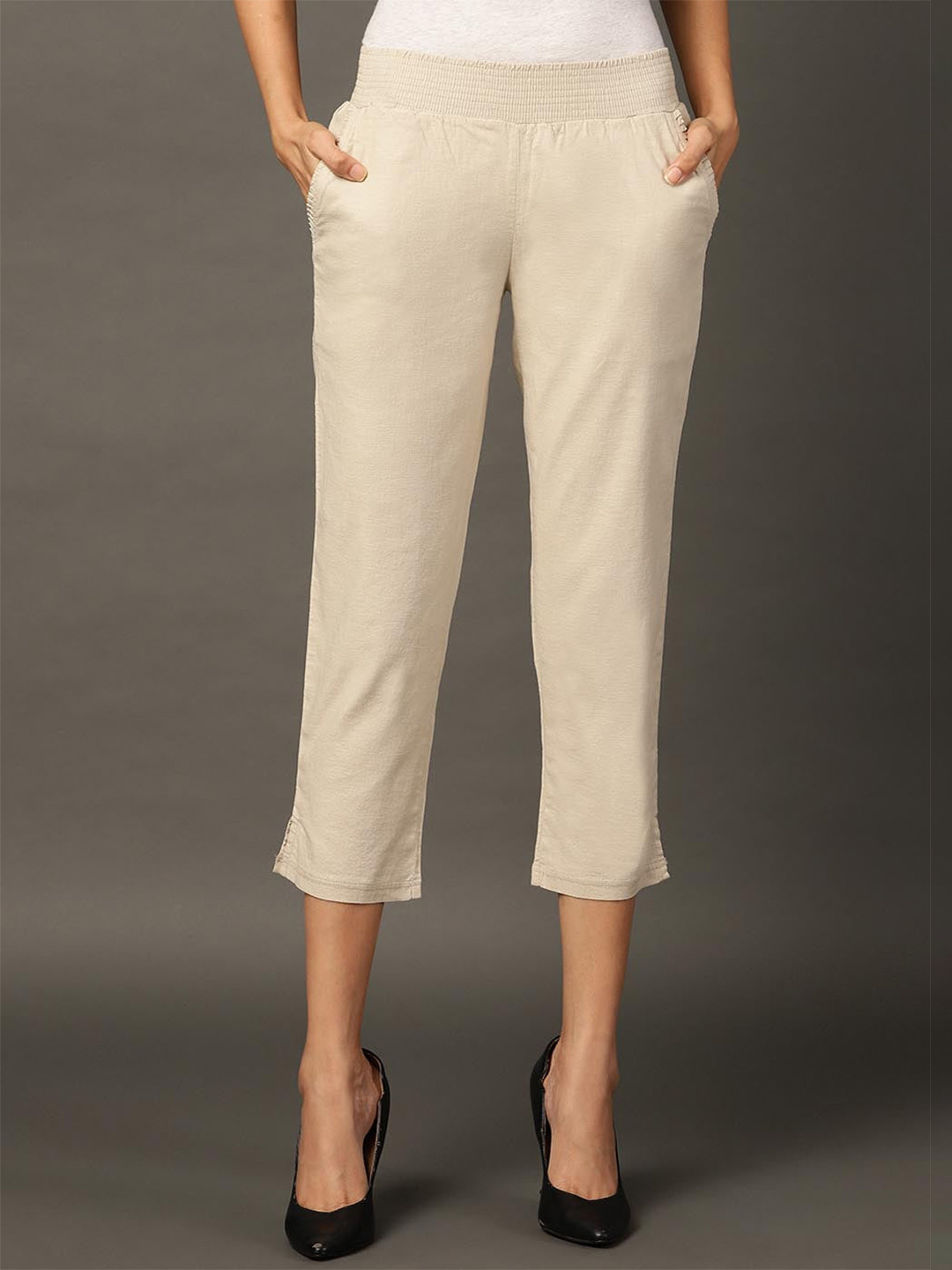

Lakshita Women Capris, Beige
