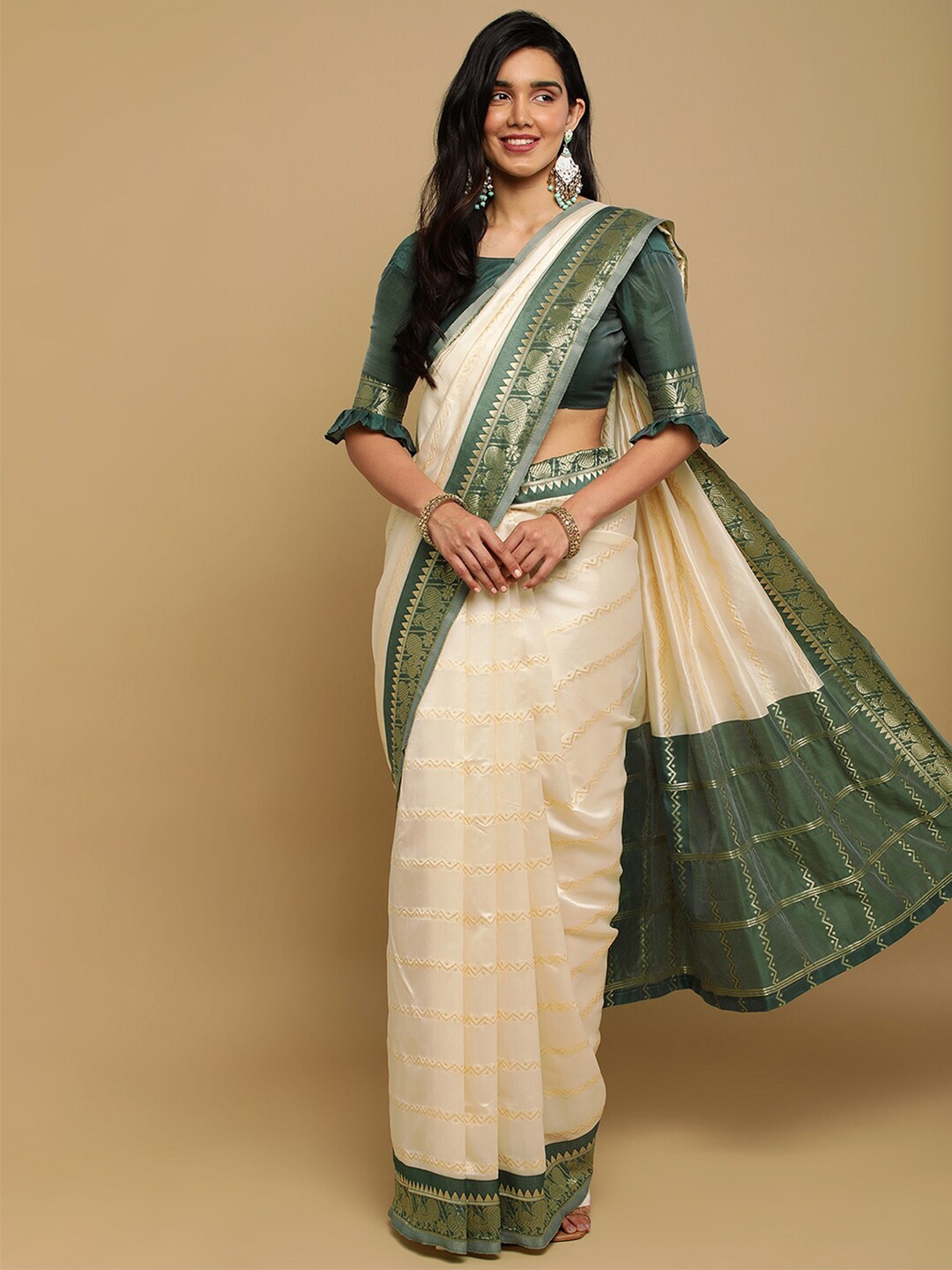 

Satrani Woven Design Zari Banarasi Saree, Off white