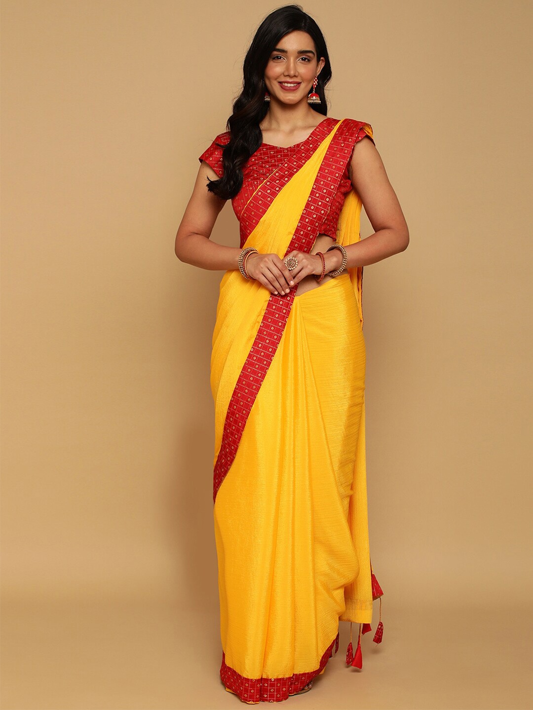 

Satrani Woven Design Saree, Yellow