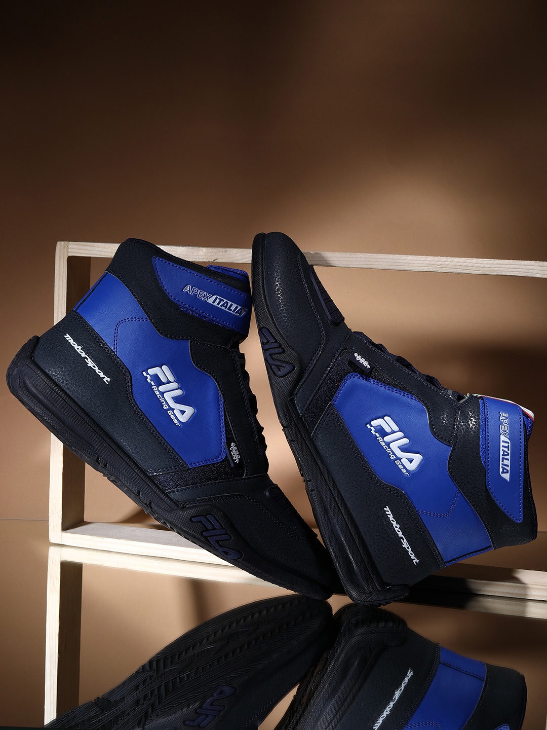 

FILA Men Colourblocked High-Top Sneakers, Blue
