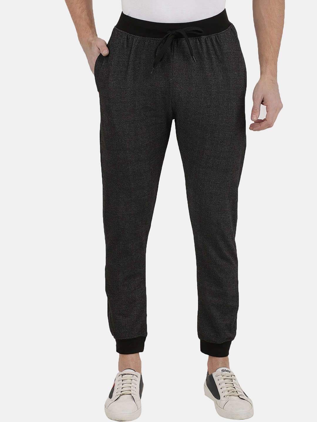 

V-Mart Men Cotton Joggers, Black