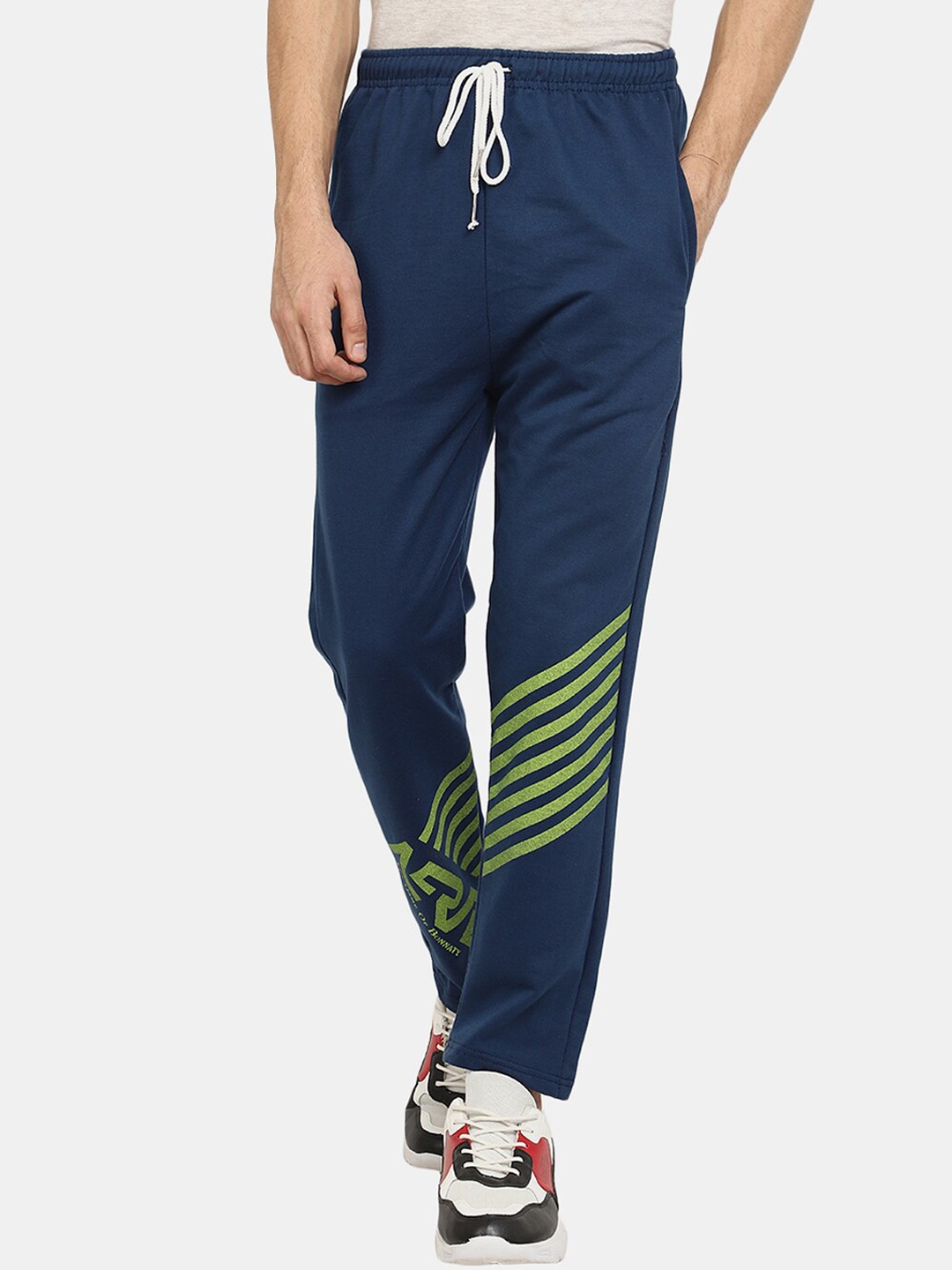 

V-Mart Men Fleece Mid Rise Track Pants, Navy blue