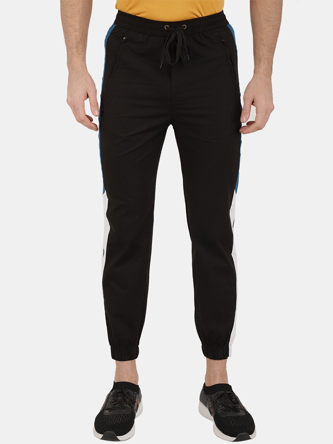

V-Mart Men Colourblocked Cotton Joggers, Black