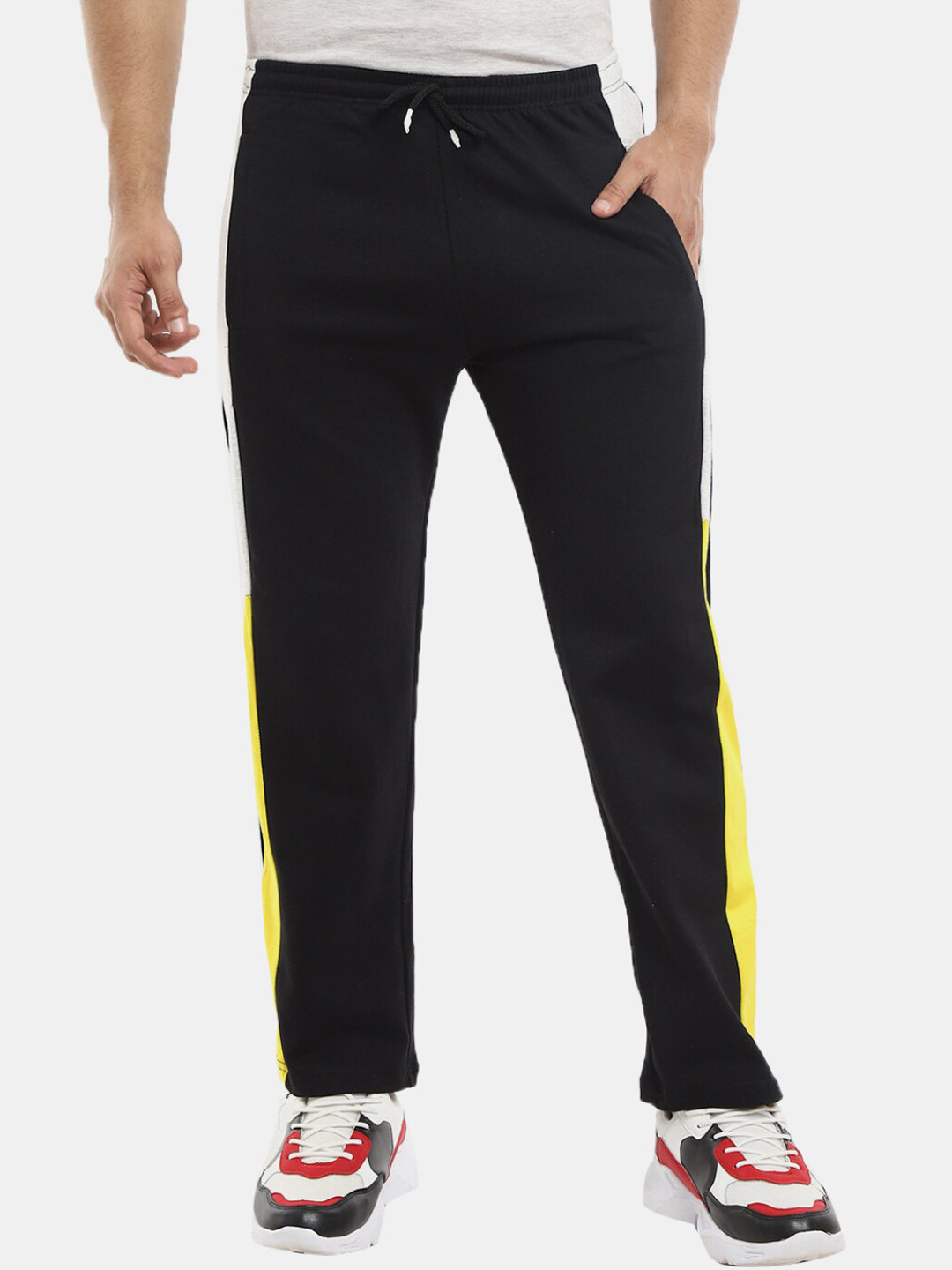 

V-Mart Men Terry Mid Rise Track Pants, Black