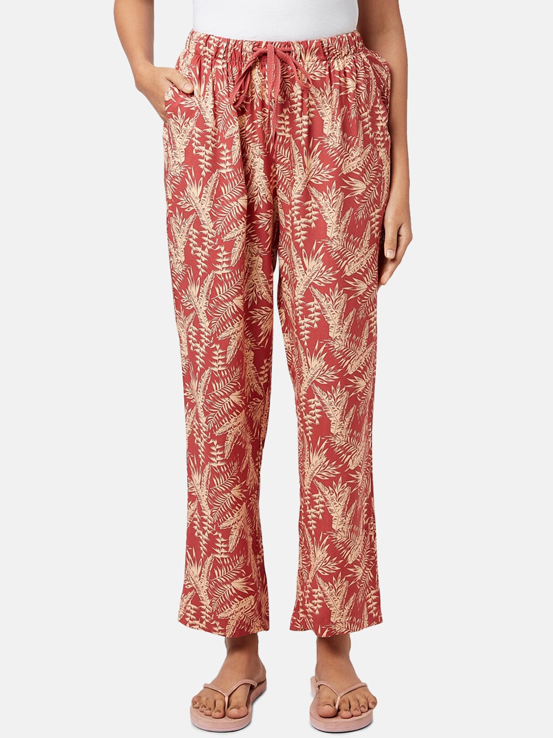 

Dreamz by Pantaloons Women Printed Lounge Pants, Rust