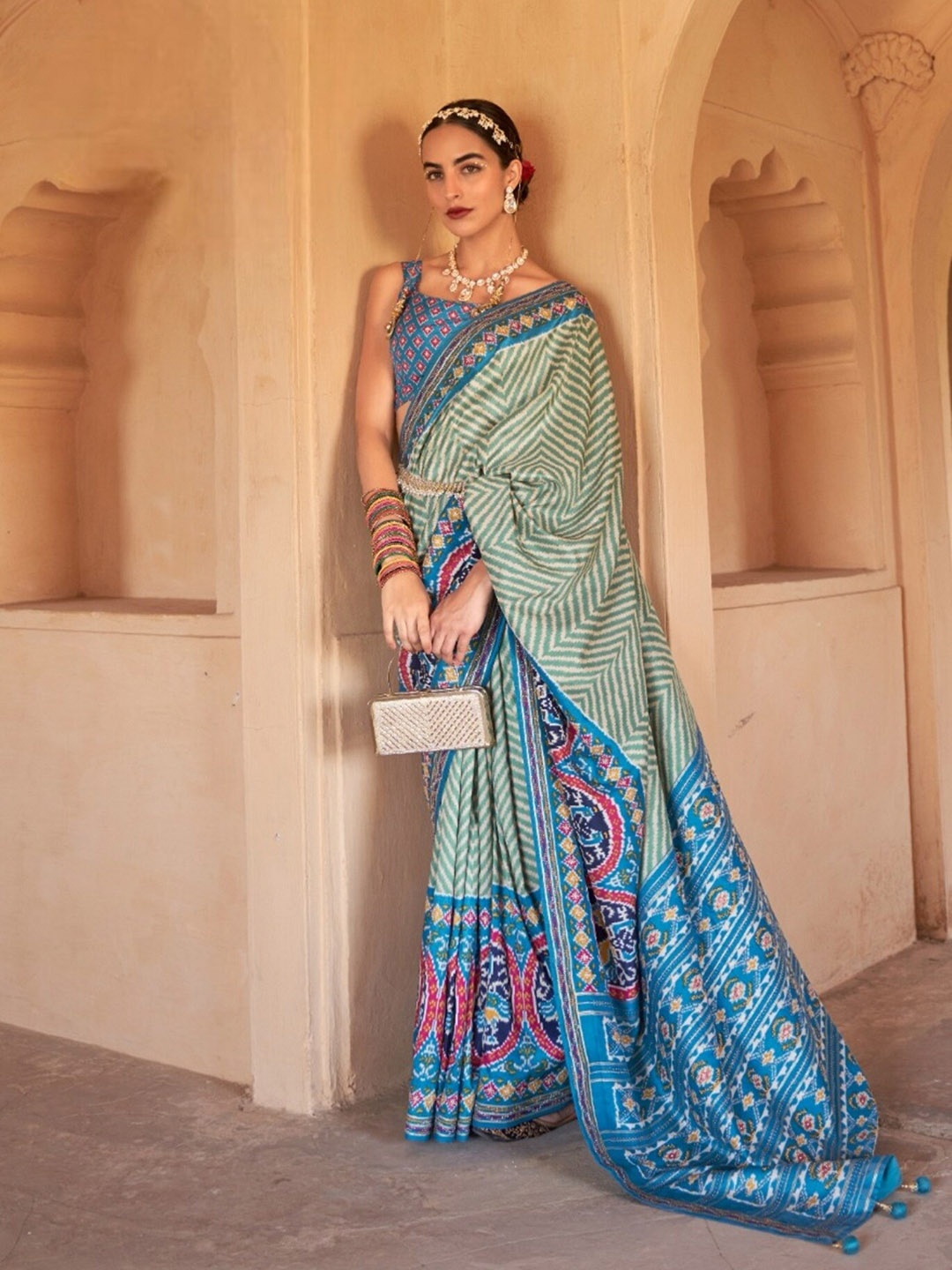 

Mitera Ethinic Motif Pure Silk Patola Saree, Blue