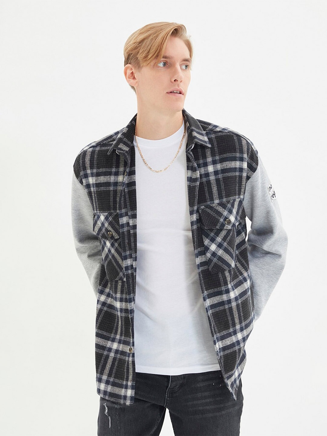 

Trendyol Men Tartan Checks Casual Shirt, Navy blue