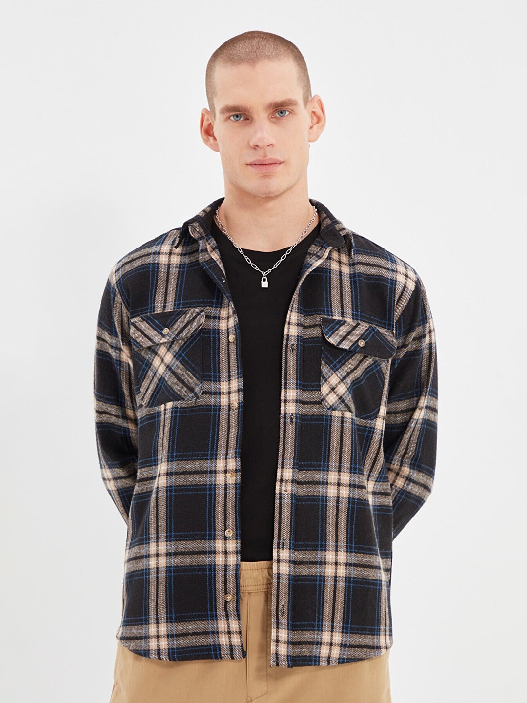 

Trendyol Men Tartan Checks Checked Casual Cotton Shirt, Navy blue