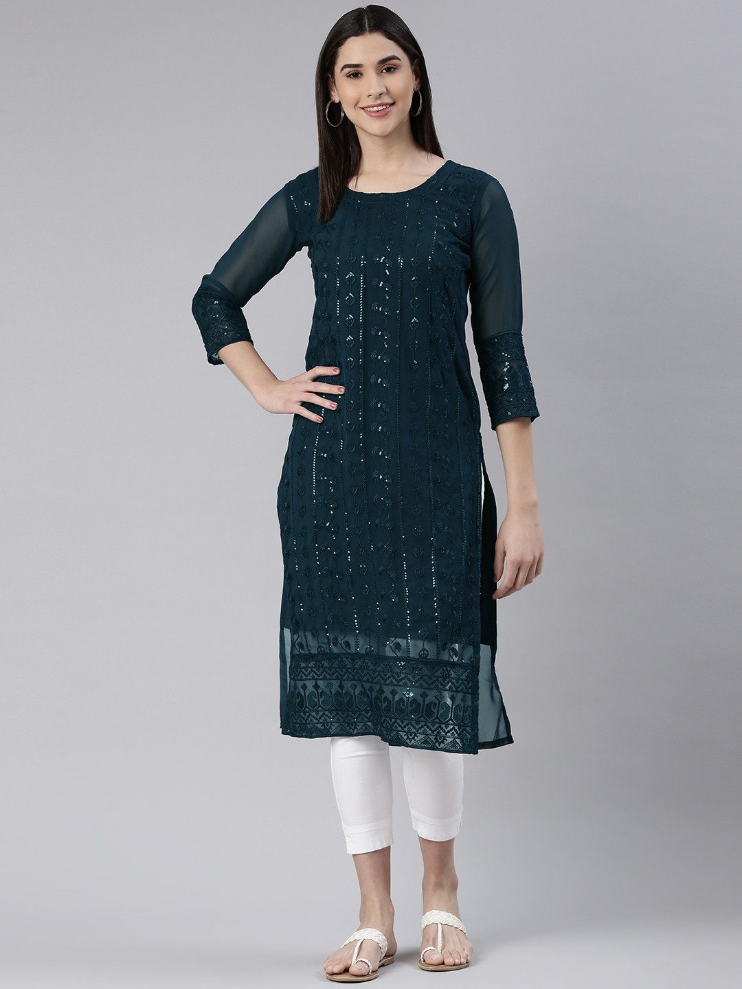 

VAIRAGEE Women Ethnic Motifs Embroidered Shadow Work Kurta, Teal