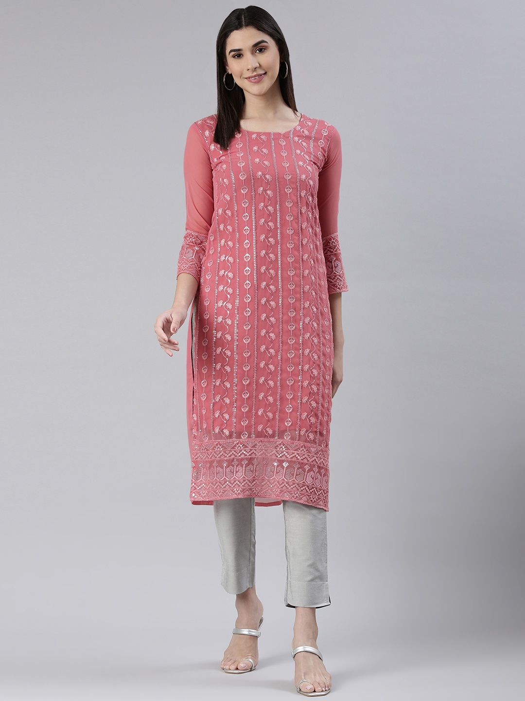 

VAIRAGEE Women Ethnic Motifs Embroidered Shadow Work Kurta, Pink