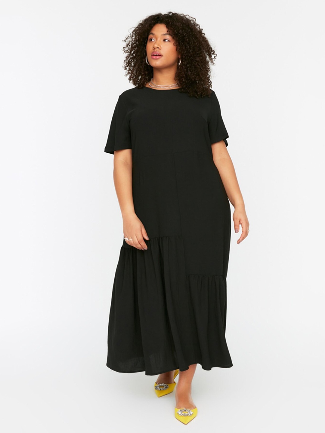 

Trendyol Round Neck A-Line Midi Dress, Black