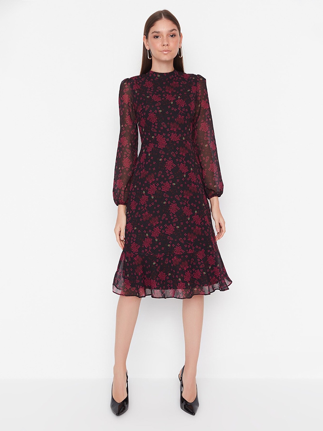 

Trendyol Floral Dress, Black