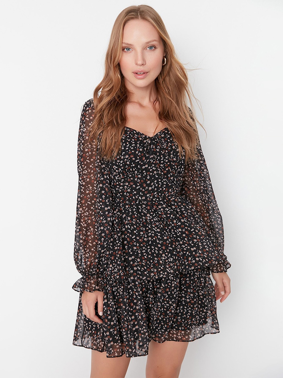 

Trendyol V-neck Floral Fit & flare Dress, Black